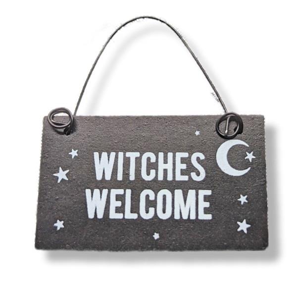 Witchy Mini Hanging Witches Welcome