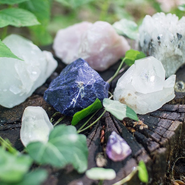 12 Crystal Shapes and Their Meaning: Unlocking the Power of Form ✨🔮