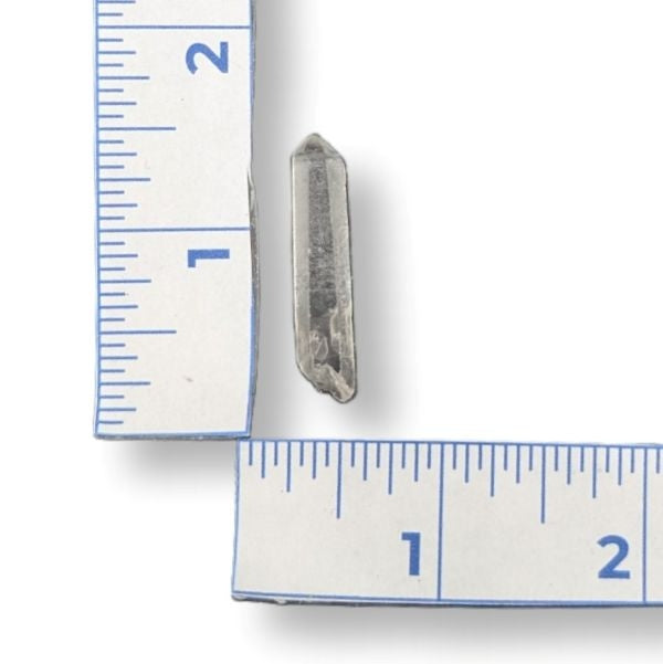 Rocks Phantom Quartz Point 2g or Less Approximately