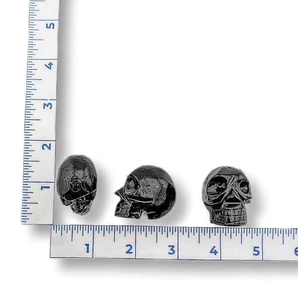 Black Onyx Skull With Triple Moon 32g Approximate