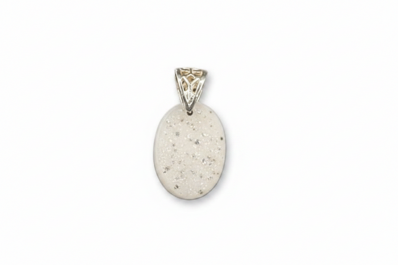 Pendant Druzy Quartz with a Sterling Silver Bail
