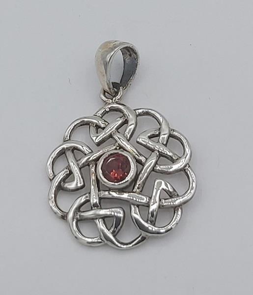 Pendant Garnet Celtic Sterling Silver