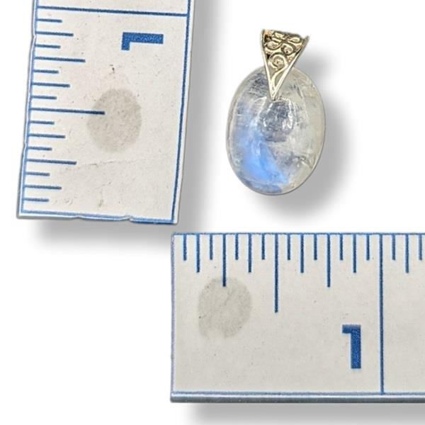 Pendant Rainbow Moonstone