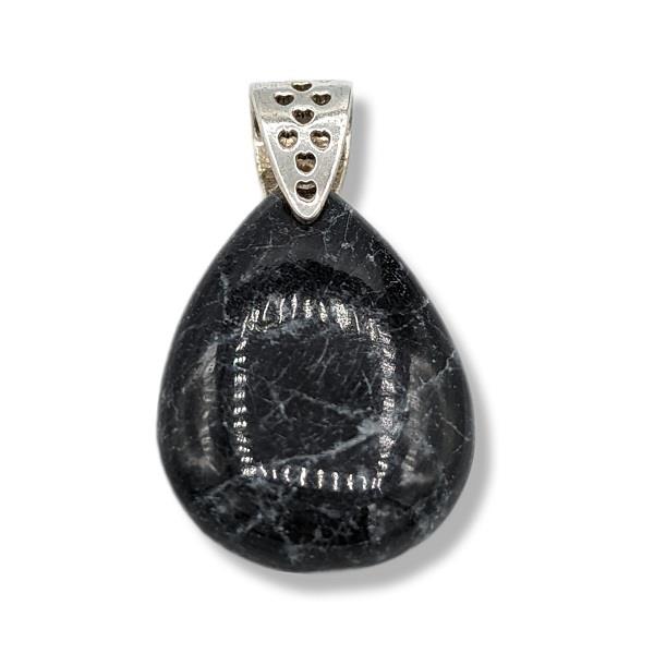 Pendant Black Calcite