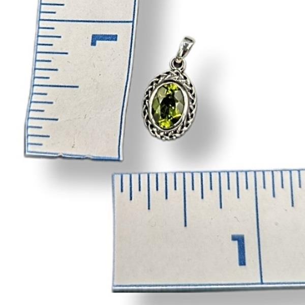 Pendant Peridot Sterling Silver