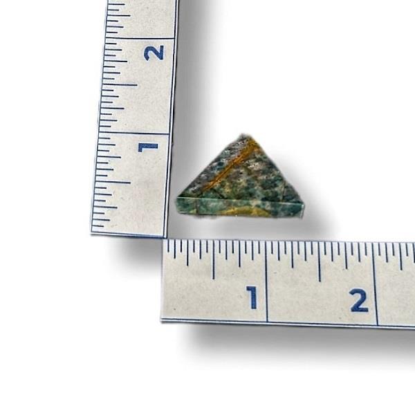 Bloodstone Pyramid 25-30mm
