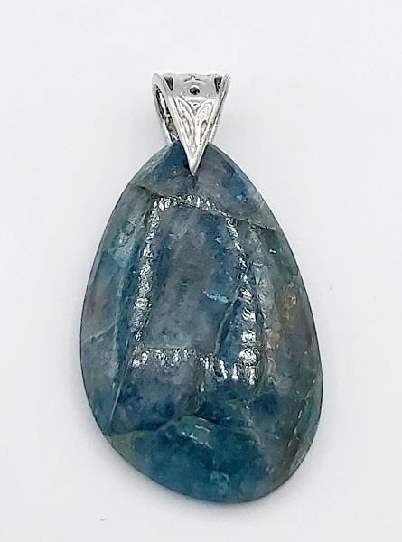 Pendant Blue Apatite