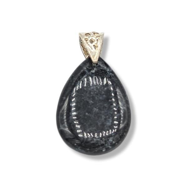 Pendant Black Calcite