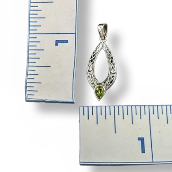 Pendant Peridot Celtic Sterling Silver