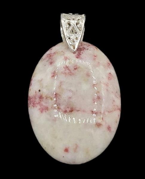 Pendant Cinnabar in Quartz