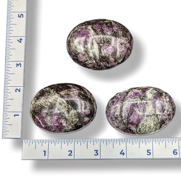 Spinel Palmstone 153g Approximate