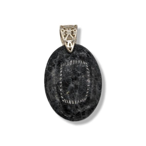 Pendant Black Calcite