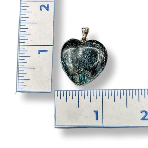 Pendant Apatite Heart