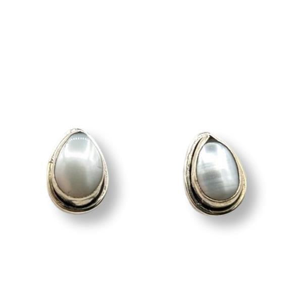 Earrings Pearl Studs