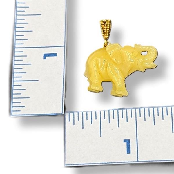 Pendant Butterscotch Amber Elephant