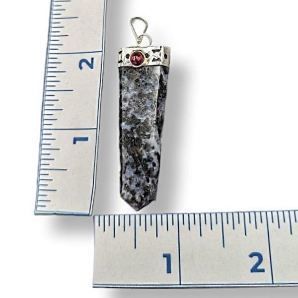 Pendant Mystic Merlinite Point with Cab