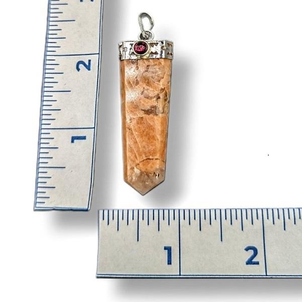 Pendant Moonstone Point with Cab