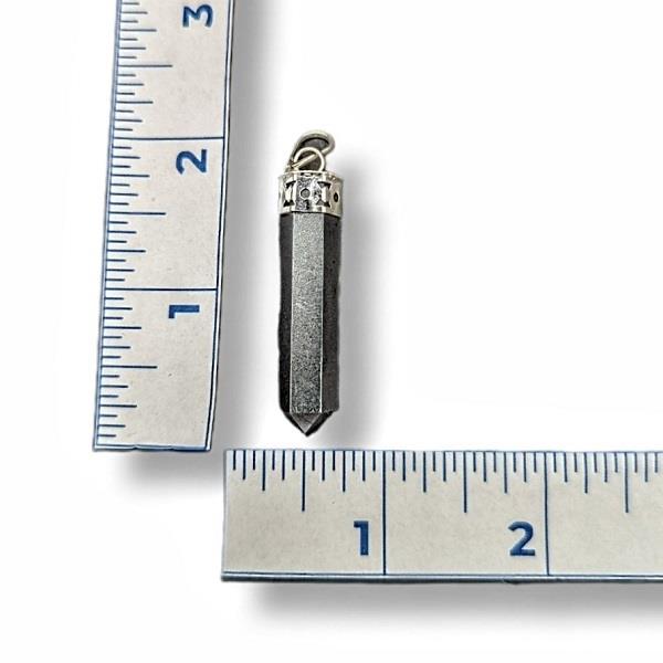 Pendant Hematite Point