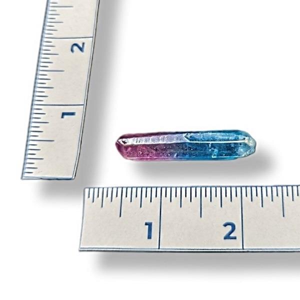 Bi Colour Aura Quartz Point 4g Approximate