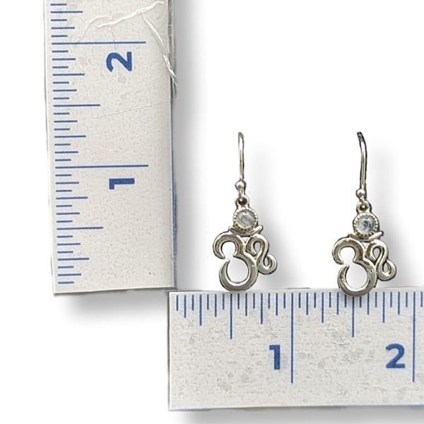 Earrings Rainbow Moonstone Om Sterling Silver
