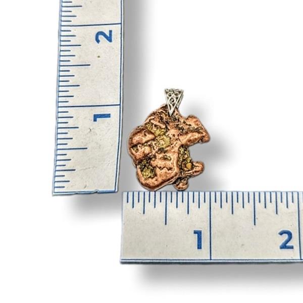 Pendant Copper Ore