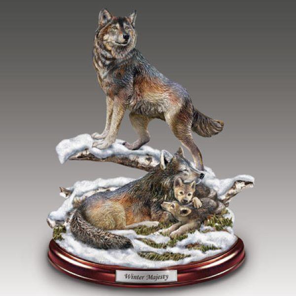 Winter Majesty Wolf