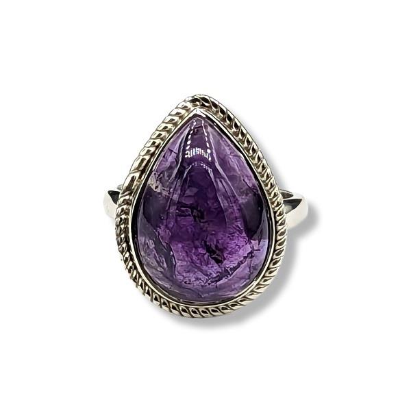 Ring Amethyst Sterling Silver Size 7 | Earthworks