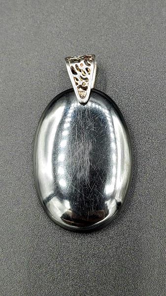 Pendant Hematite