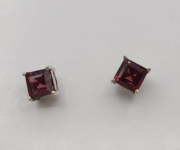 Earrings Garnet Sterling Silver Stud | Earthworks