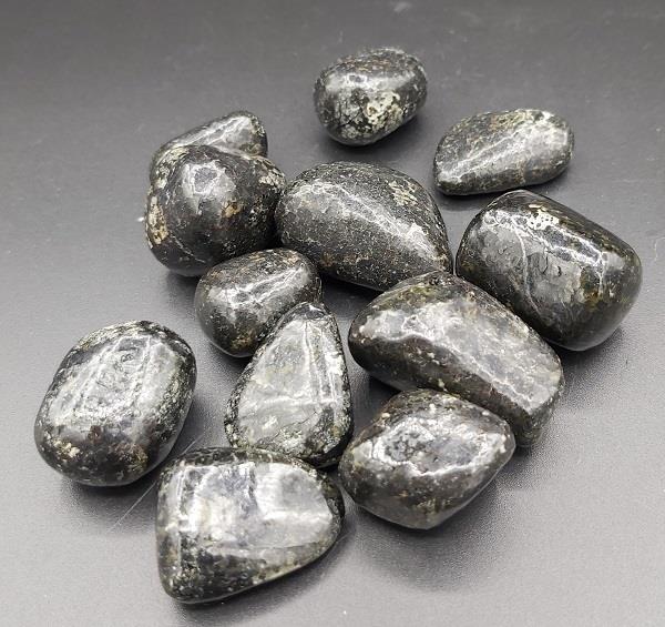 Healer's Gold Tumbled