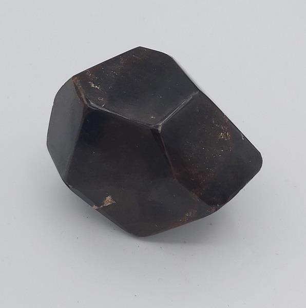 Garnet Polished 243g Approximate