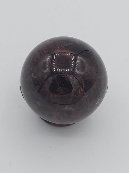 Star Garnet Sphere 107g Approximate