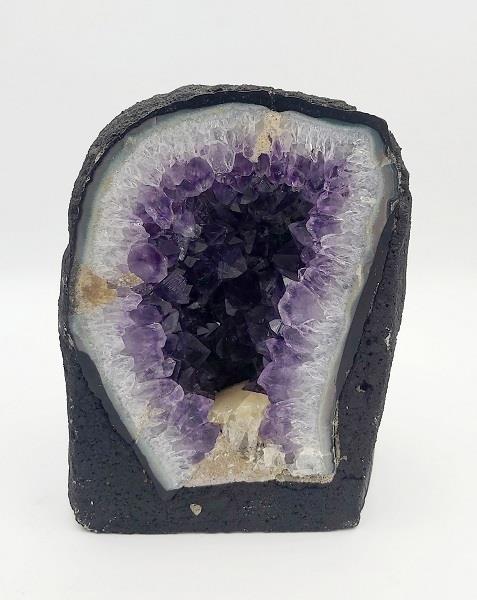 Amethyst Cathedral 2427g approximate