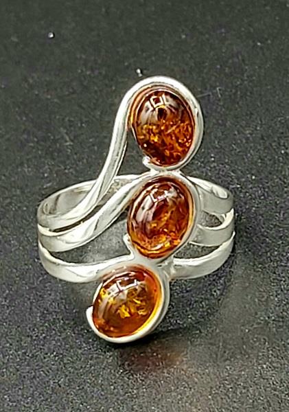 Ring Amber Size 9 Sterling Silver