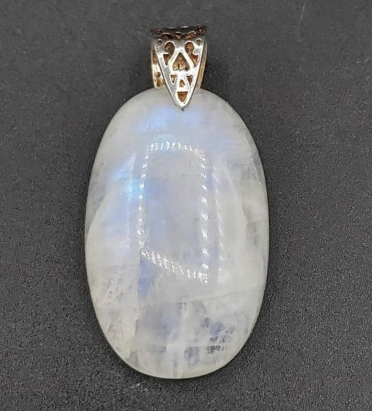 Pendant Rainbow Moonstone