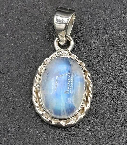 Pendant Rainbow Moonstone Sterling Silver