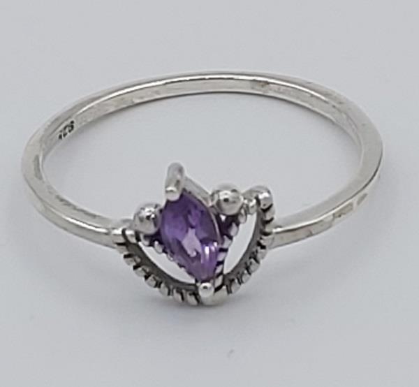 Ring Amethyst Sterling Silver | Earthworks 