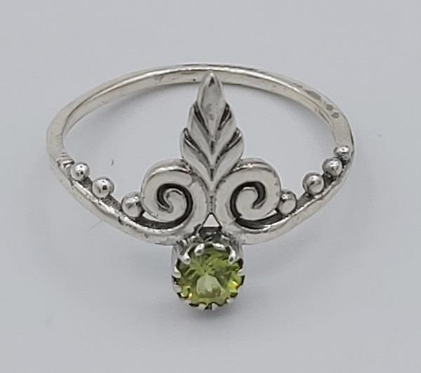 Ring Peridot Sterling Silver | Earthworks