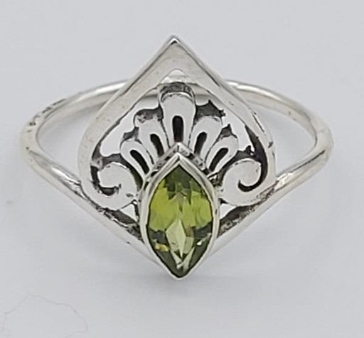 Ring Peridot Sterling Silver | Earthworks 