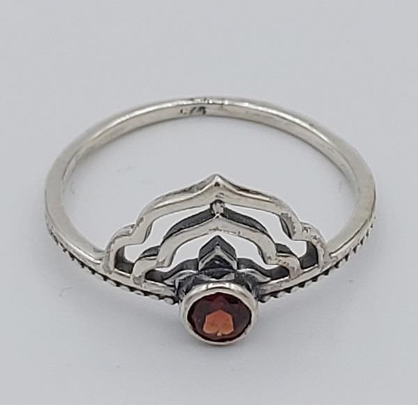 Ring Garnet Sterling Silver | Earthworks 