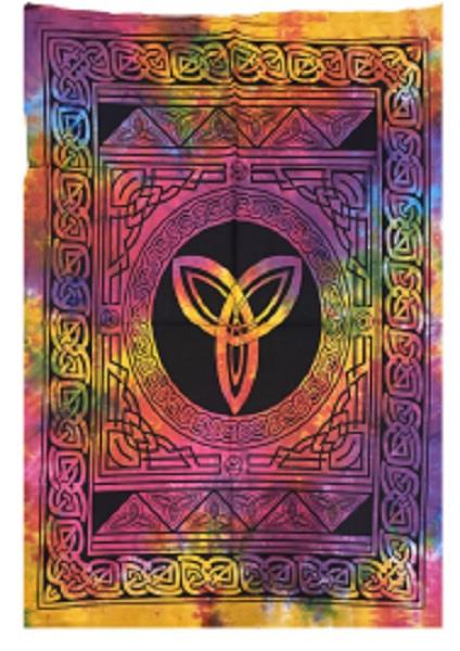 Wall Hanging Triquetra Multicoloured | Earthworks 
